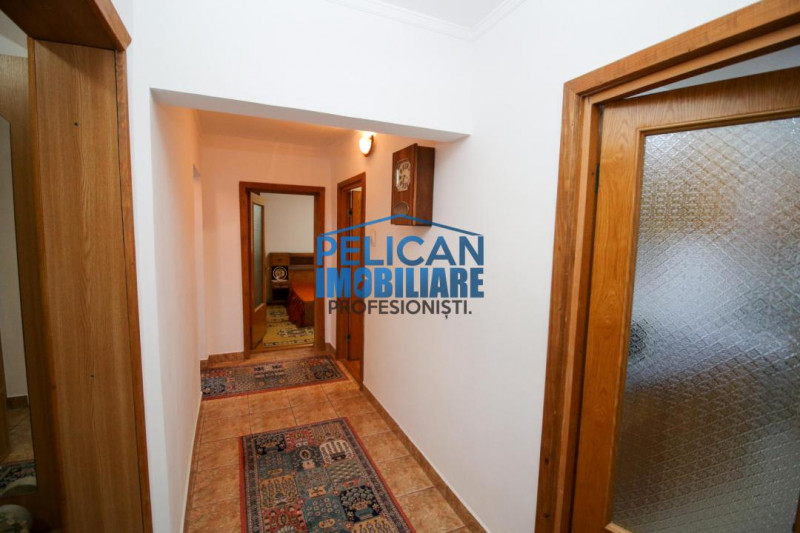 Str. Victoriei, 3 camere, etaj 1, mobilat si utilat