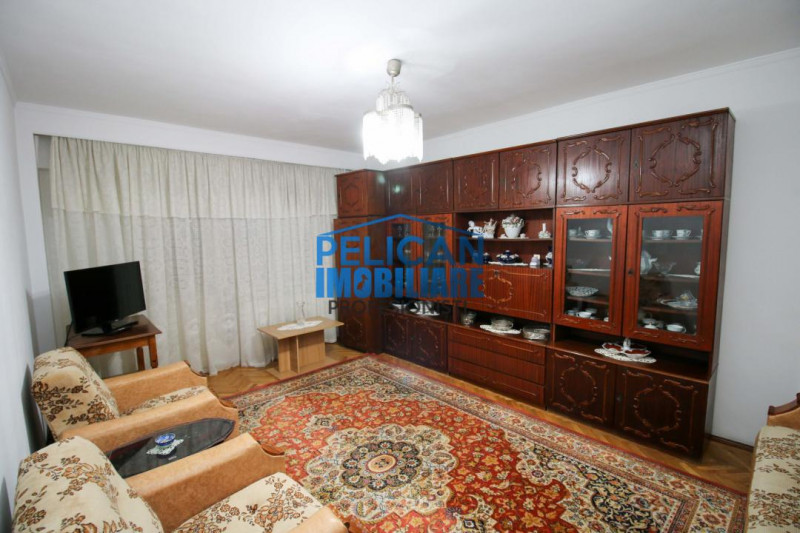 Str. Victoriei, 3 camere, etaj 1, mobilat si utilat
