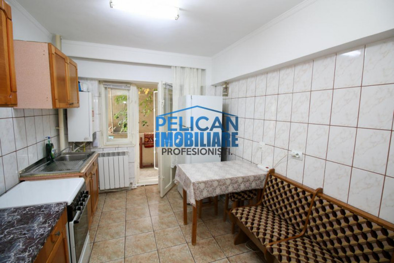 Str. Victoriei, 3 camere, etaj 1, mobilat si utilat