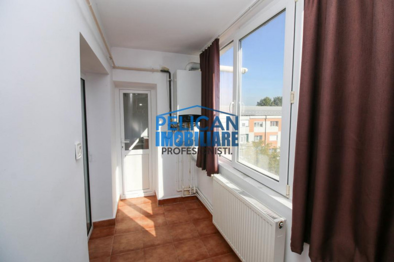 E3 - FEDRA, 3 camere, decomandat, spațios