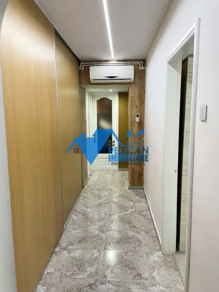 Zona Pelican, 4 camere, Etaj 2, renovat modern
