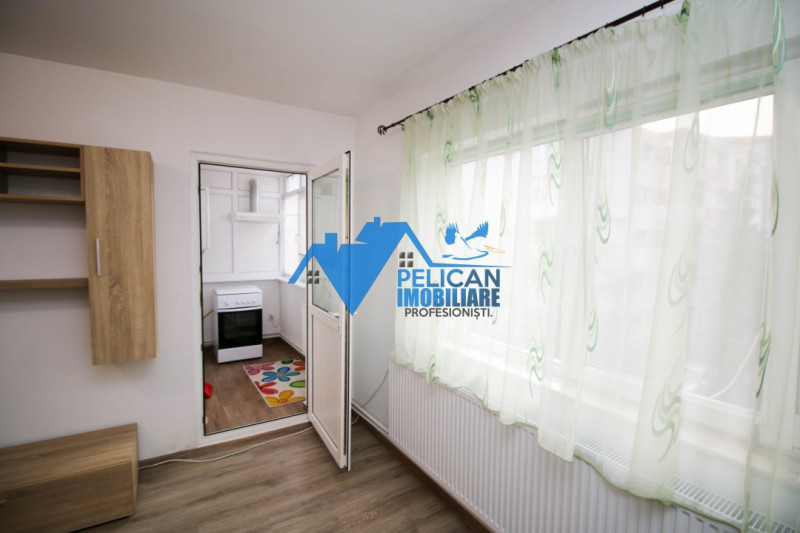 C5, 2 camere, Etaj 3, renovat, centrala proprie