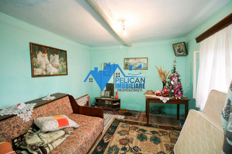 Casa si teren in Nalbant - intravilan - 2267mp