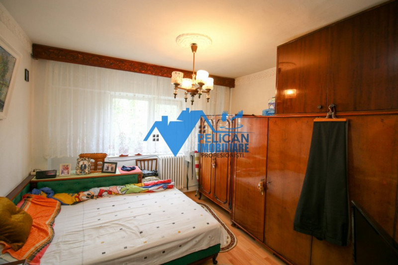 Piata Noua, apartament 3 camere, decomandat