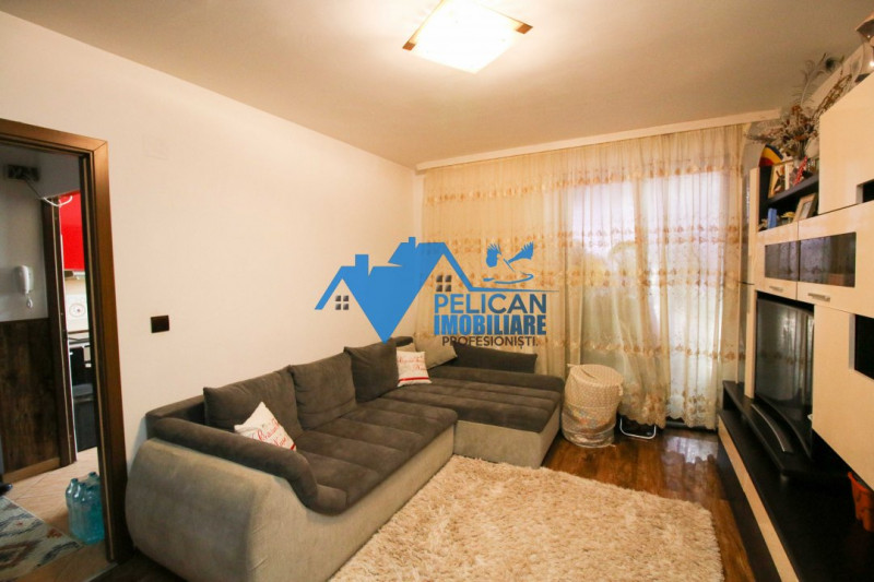 Ultracentral, 2 camere, etaj 3, renovat, mobilat