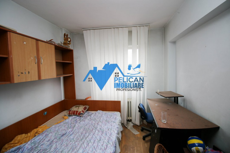 Ultracentral, apartament 3 camere, etaj 3